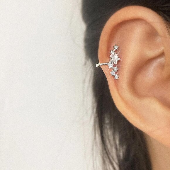 Star Right Non Piercing Rhinestone Star Clip on Earring Cartilage Jewelryt Gift - Picture 2 of 9